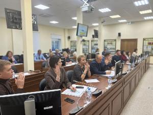 Состоялось совместное заседание комиссий по бюджету и налогам и по экономической политике