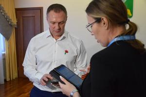 Алексей Харлов проголосовал за объекты благоустройства 