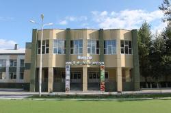 Югорские школьники сильны в математике и английском