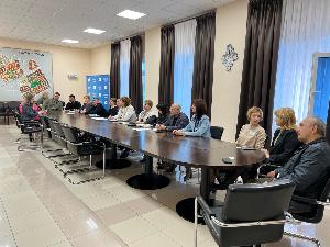 Состоялся круглый стол, посвящённый мерам поддержки участников специальной военной операции и членов их семей.