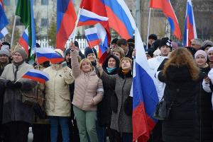 Более 300 югорчан присоединились к акции в честь годовщины провозглашения ДНР