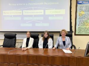 Школьники МБОУ "Гимназия" г. Югорска побывали в гостях Думы города