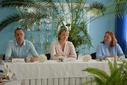 Алексей Харлов встретился с педагогами-лидерами Югорска