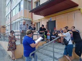 Депутат Думы города Югорска приняла участие в собрании жильцов МКД по ул. Чкалова 7/1