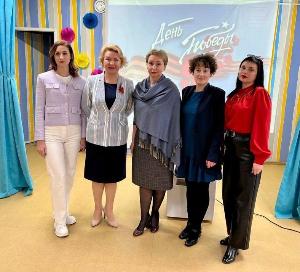 В центре социализации и реабилитации для инвалидов «Веста» состоялось праздничное мероприятие , посвященное Дню Победы.