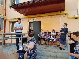 Депутат Думы была приглашена на встречу с собственниками МКД 