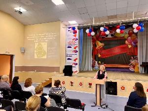 Председатель Думы города Югорска , руководитель думской фракции партии «Единая Россия» Евгения Комисаренко провела встречу с избирателями.