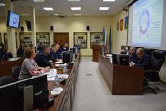 Молодежный досуг и перевозку школьников с Зеленой зоны обсудили депутаты