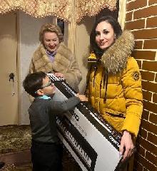 Новогодние праздники прошли, а акция "Елка желаний" и подарки до сих пор находят своих обладателей