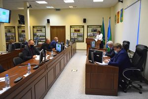 Депутаты рассмотрели 8 вопросов на заседании Думской комиссии