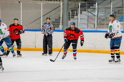 На два дня Югорск стал эпицентром напряжённых хоккейных баталий