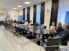 Состоялся круглый стол, посвящённый мерам поддержки участников специальной военной операции и членов их семей.