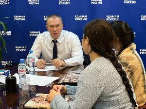 Декады приемов граждан