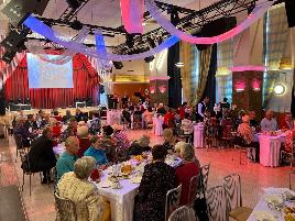 В преддверии Дня работников лесного хозяйства в ЦК"Югра-Презент" чествовали ветеранов лесной отрасли.