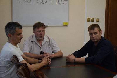 Югорчане уходят защищать Родину