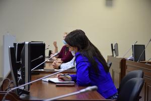 Депутаты встретились с главой Югорска в рамках "парламентского часа"