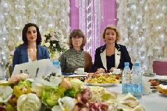 Нам дороги эти позабыть нельзя...