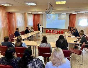 Состоялся комплексный прием членов семей военнослужащих СВО.