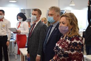 Депутаты приняли участие в открытии модельной библиотеки