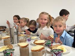 В Югорске проходит ежегодный контроль организации школьного питания В Югорске проходит ежегодный контроль организации школьного питания