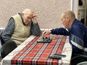 В рамках Декады инвалидов Председатель Думы города Югорска Евгения Комисаренко и парламентарии Думы города Ирина Данилова и Елена Павлюк посетили АНО Социального обслуживания "Абиликс" и прошли с небольшой экскурсией по зданию.