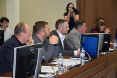 Югорская межрайонная прокуратура представила доклад на заседании постоянных комиссий Думы города