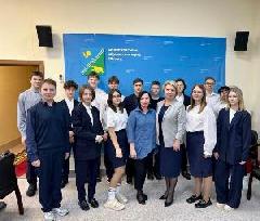 Хорошие традиции прошлого года переходят в год новый.