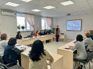 Председатель Думы города Югорска Евгения Комисаренко провела рабочую встречу с руководителями образовательных учреждений города Югорска.