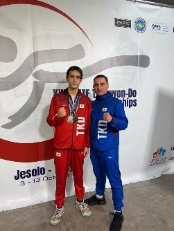 Айваз Акбашев — призёр Первенства мира по тхэквондо ИТФ