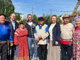 Щедра и богата Югорская земля. В Югорске состоялась выставка садоводов любителей. 