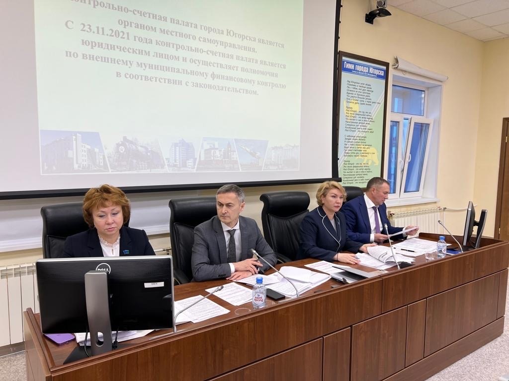 KFcIEAanE7E.jpg KFcIEAanE7E.jpg