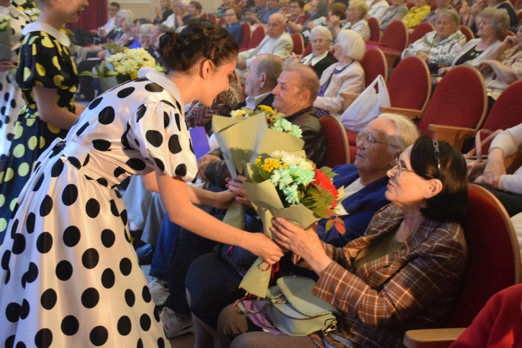 DRw9tioaGbE.jpg DRw9tioaGbE.jpg