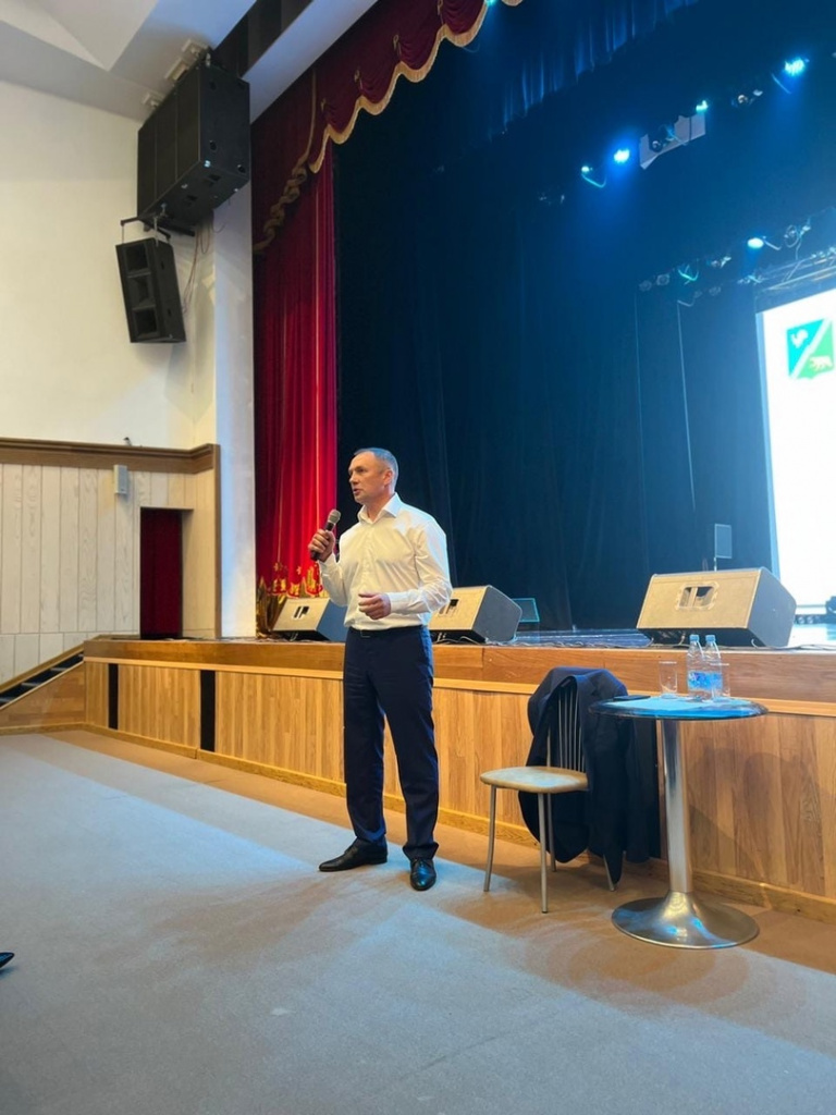 F9BX07F4iIg.jpg F9BX07F4iIg.jpg