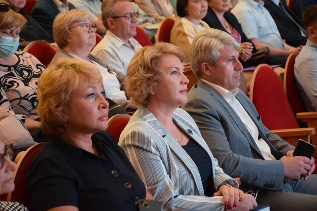 LASWZLedp3s.jpg LASWZLedp3s.jpg