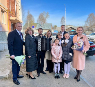 Tlpf6Ce0N_k.jpg Tlpf6Ce0N_k.jpg