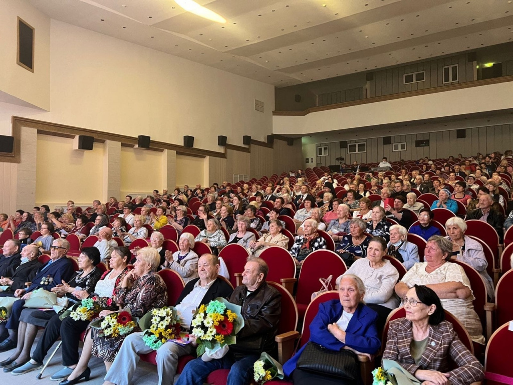 48YFeta2Igk.jpg 48YFeta2Igk.jpg