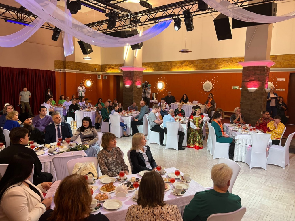 1XRjYWAn1DY.jpg 1XRjYWAn1DY.jpg