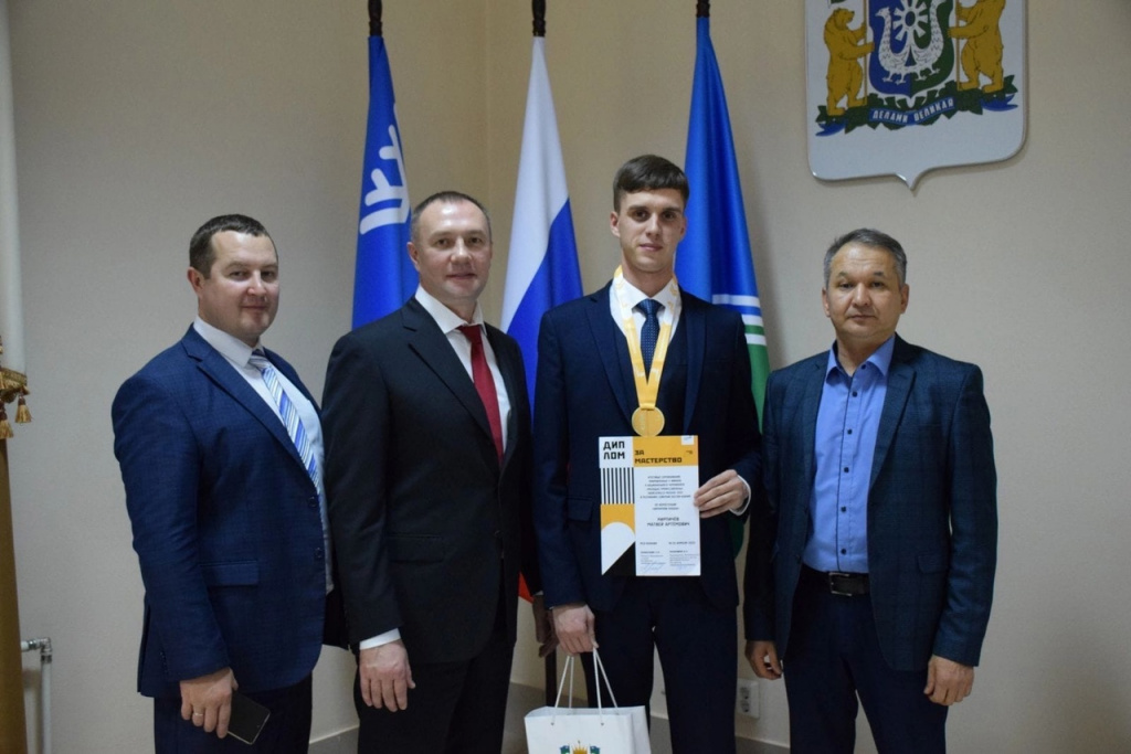 nB6cB3Zw-W0.jpg nB6cB3Zw-W0.jpg