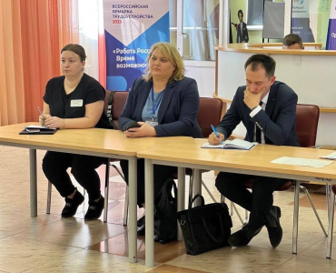 N37QNF5d7x4.jpg N37QNF5d7x4.jpg