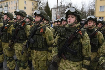 В Югре увеличили денежную выплату при заключении контракта на военную службу