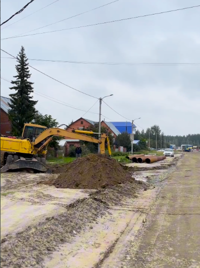 Полным ходом ведутся работы по реконструкции на улице Садовой