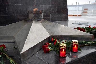 Сегодня югорчане почтили память неизвестного солдата