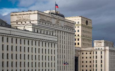 Офицер современных Вооруженных Сил Российской Федерации – это материальная стабильность, это возможности карьерного роста и повышения социального статуса